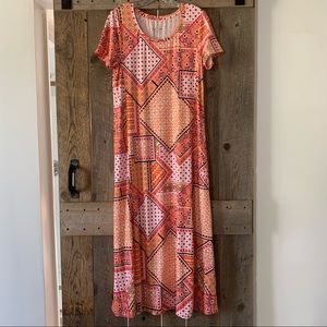 Women’s M CUDDL DUDS Orange Multi Patchwork Like Print S/S Maxi Dress NWOT